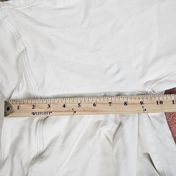 We The Free Venice Beach Flare Jeans in Worn White, sz 28 - Picture 4 of 16